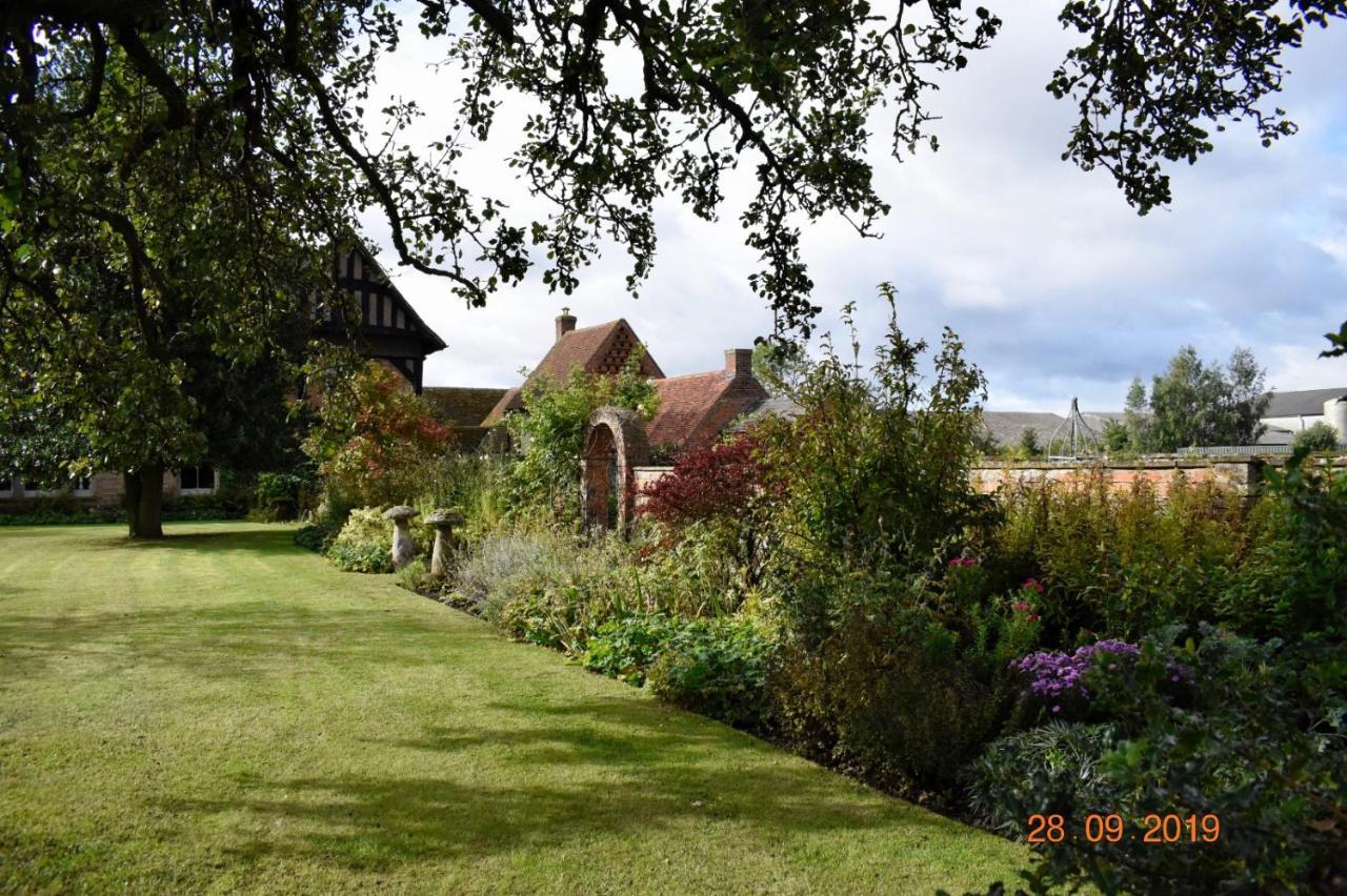 White Hall Farm Long Itchington